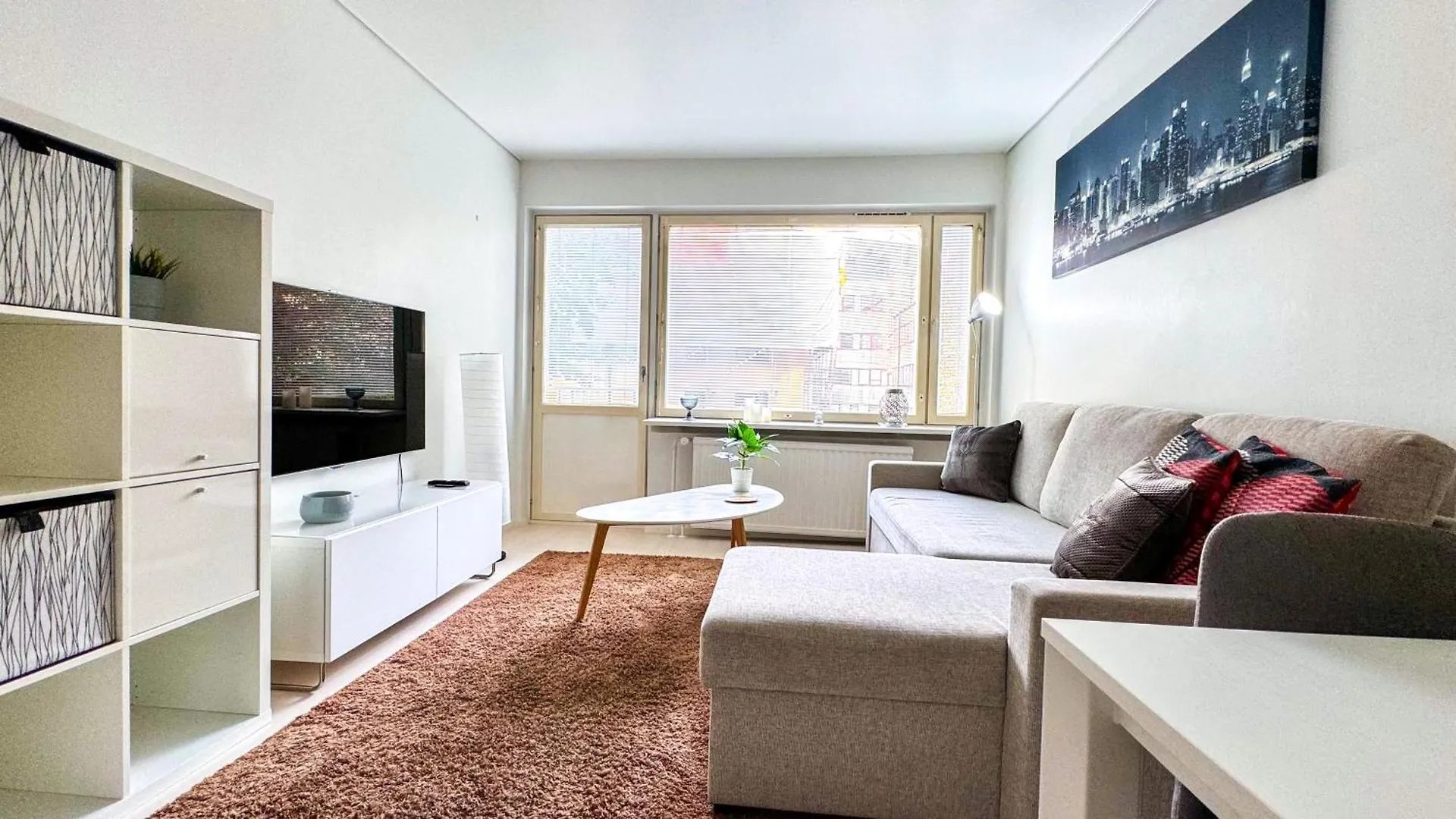 Vibrant Helsinki Stay 5 Min To Design District Apartment